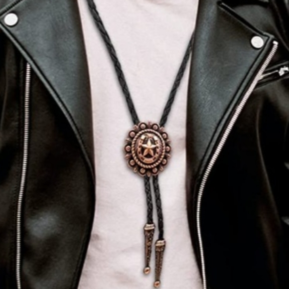 New copper horshoe star leather bolo tie approximately 40".  Silver or copper - Picture 2 of 9